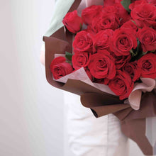 Load image into Gallery viewer, 求婚花束 玫瑰花花束 花束  求婚 周年紀念 一生一次
